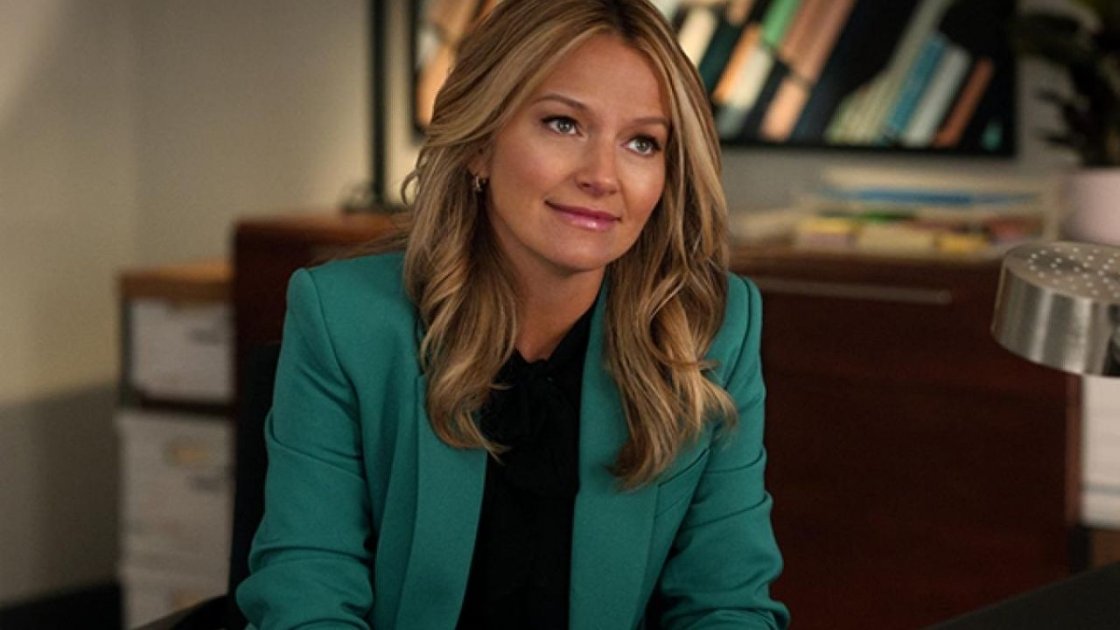 Get To Know About Becki Newton's Best TV Roles