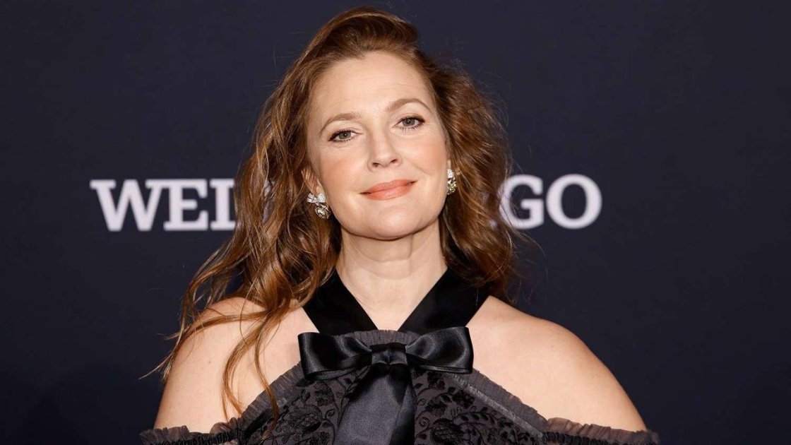 Drew Barrymore Will No Longer Serve As The Host Of The Upcoming Book Awards Ceremony