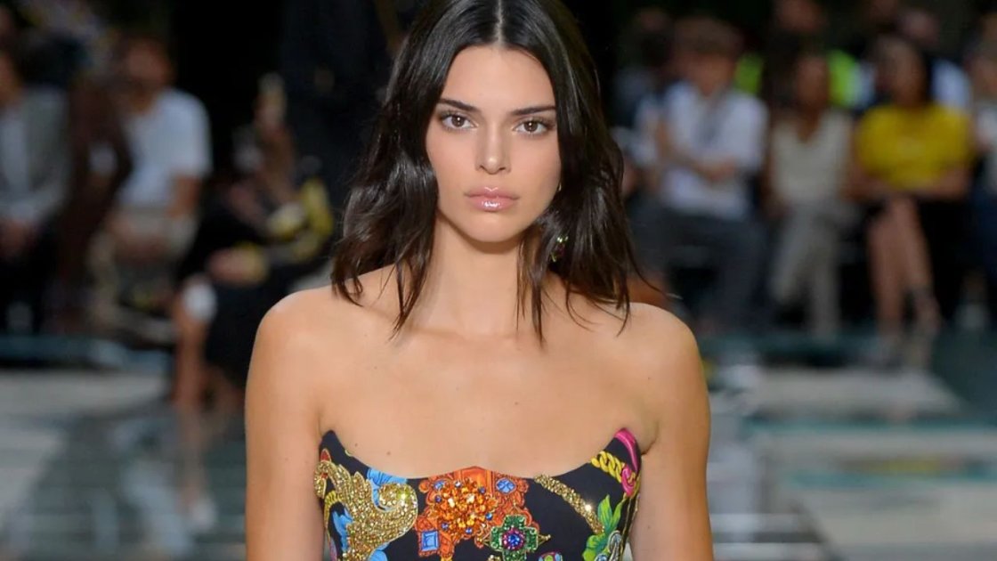 Exhilarating Social Media Announcement Looking For Brands To Revamp Your Wardrobe Just Like Kendall Jennerâ€™s?