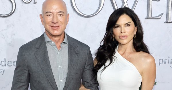 Quality Time Together Lauren Sanchez Spending Alone Time With Jeff Bezos