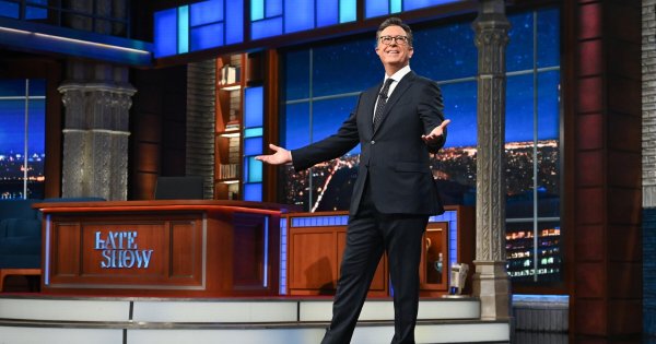 Tonight Show Late Night Is Back On Monday After The Strike