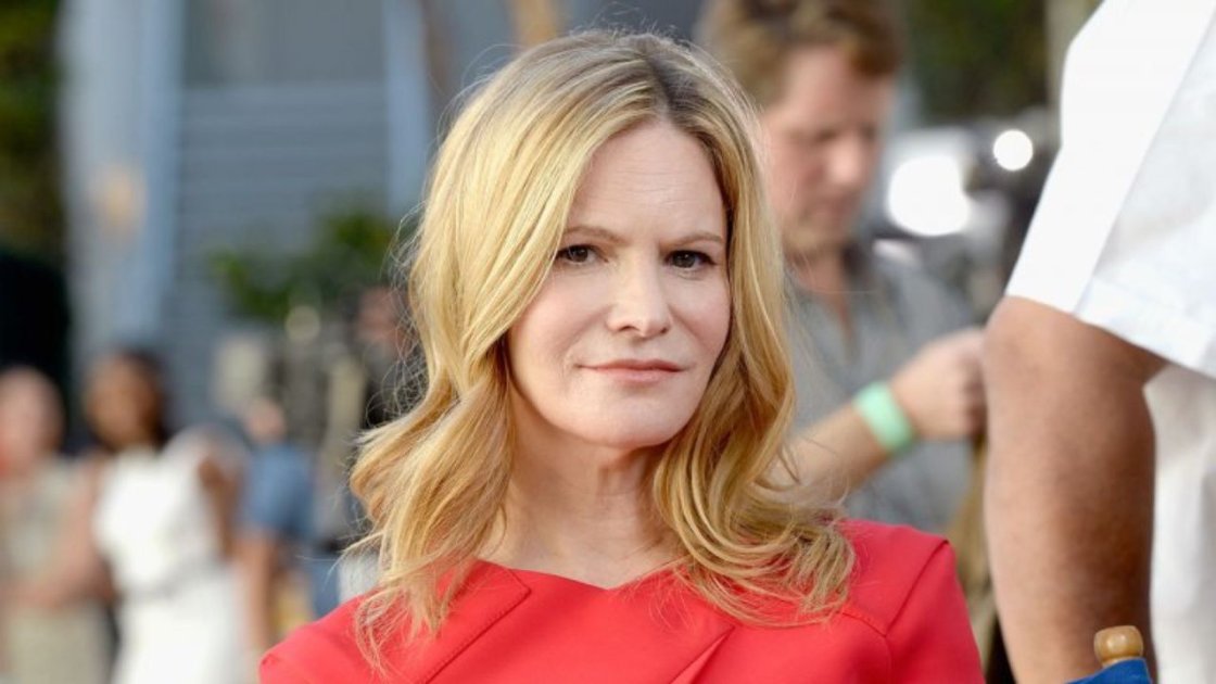 I Was Scared!; Jennifer Jason Leigh's Shocking Interview Confession Breaks The Internet!