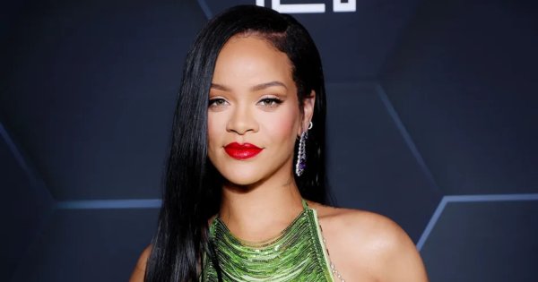 Rihanna – Showcasing Multiple Speechless Moments To The Masses